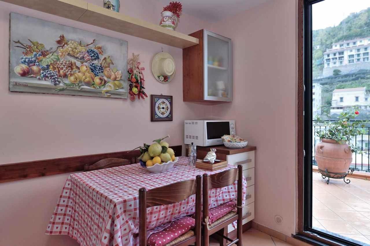 Villa Anna Минори Екстериор снимка