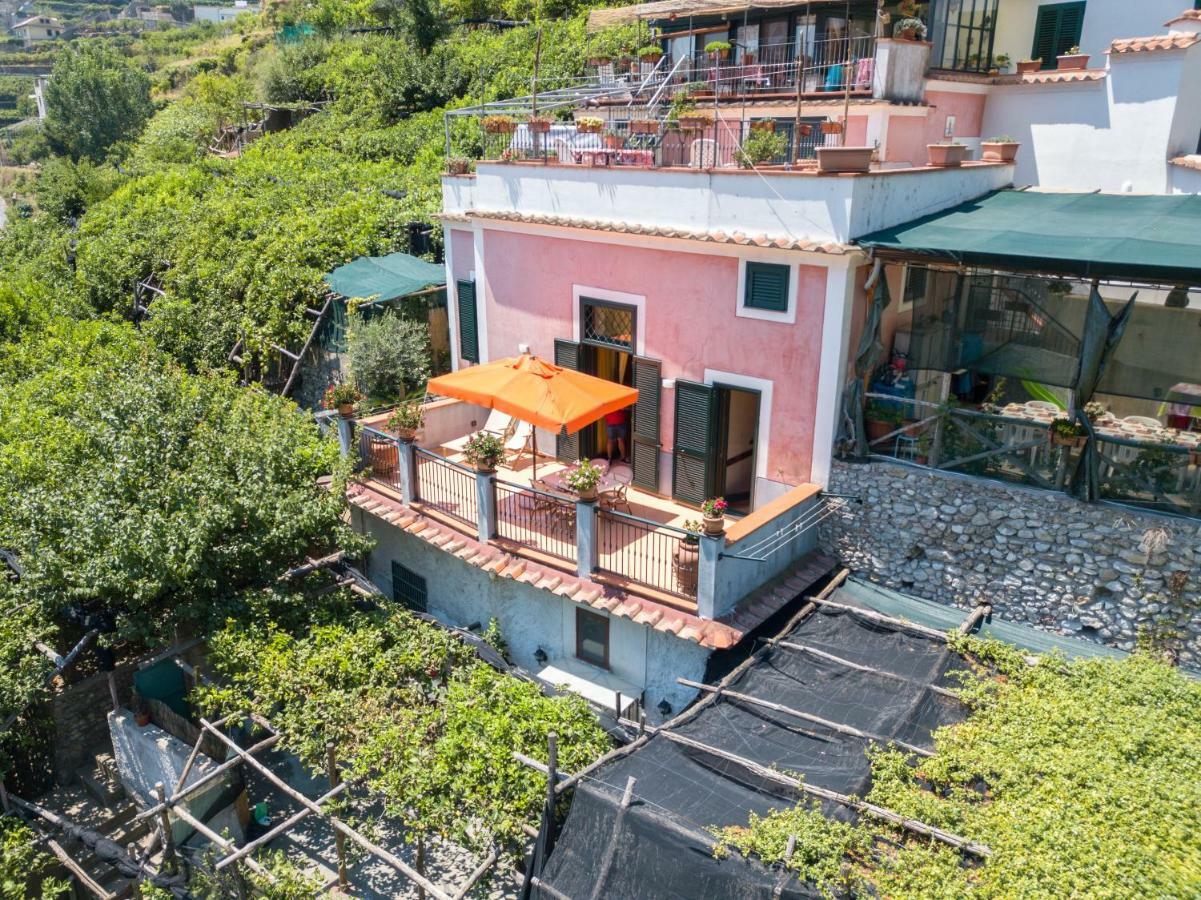 Villa Anna Минори Екстериор снимка